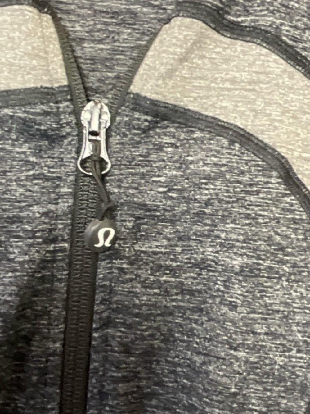 lululemon athletica Dark Gray Sculpted Zip Hoodie Jacket Size 6. - Picture 3 of 9